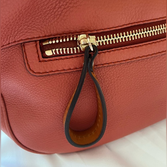 GUCCI PEBBLED LEATHER SHOULDER BAG - Picture 6 of 8